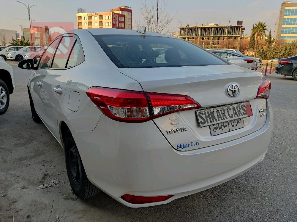 تۆیۆتا یارس